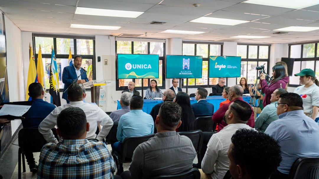 Alcaldía de Maracaibo firma convenio con la UNICA para capacitar instructores de gaita del IMGRA