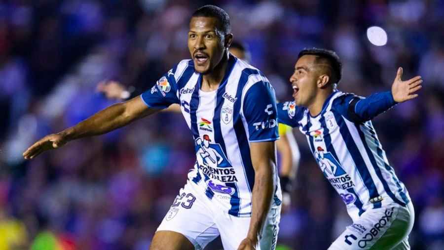 Salomón Rondón continúa en la cima de goleadores de la liga mexicana