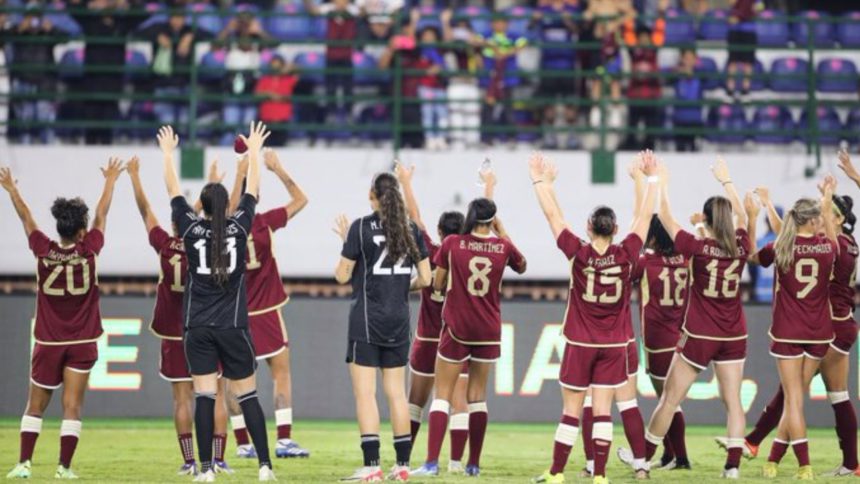 Vinotinto femenina golea a Panamá