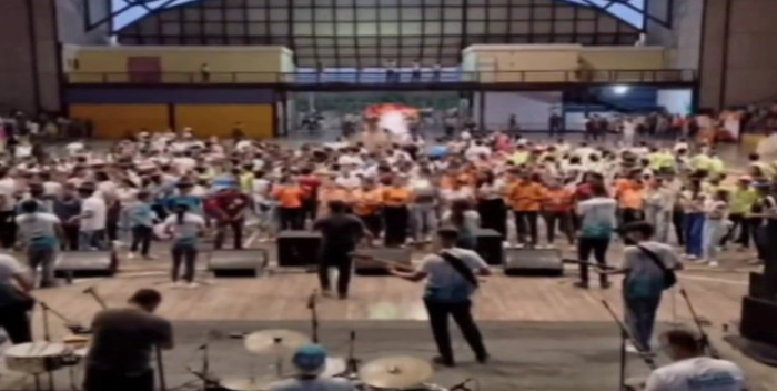 Aproximadamente 35 jóvenes se desvanecen en un acto religioso en Carora