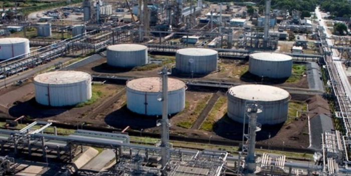Aseguran que la refinación real de Pdvsa no llega al 15 % de su capacidad