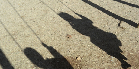 Acnur: Hay lugares donde el sexo con un niño se compra por menos que una bebida fría