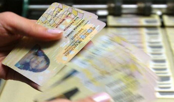 Desmantelan en Colombia una red que vendía documentos falsos a venezolanos