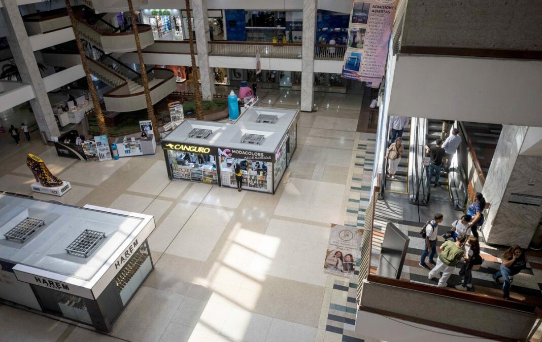 La alta carga fiscal de las empresas venezolanas está en aumento