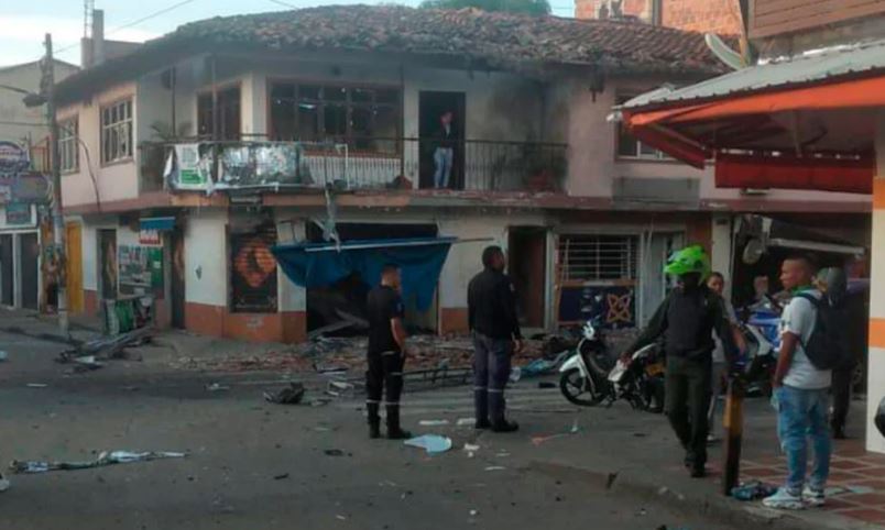 Disidentes de las FARC atacan a la fuerza pública de Colombia: dispararon contra un helicóptero y robaron casi 50 millones de pesos del Banco Agrario