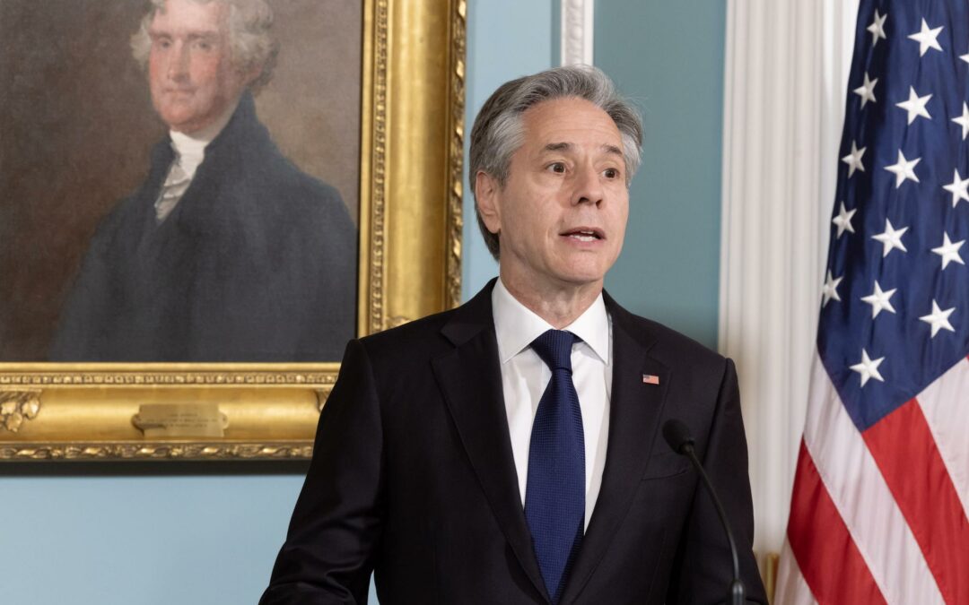 Blinken asegura en Ucrania que la ayuda militar de EE UU «está en camino»