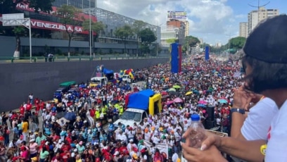 La oposición tiene “la calle emocional” a su favor, según expertos