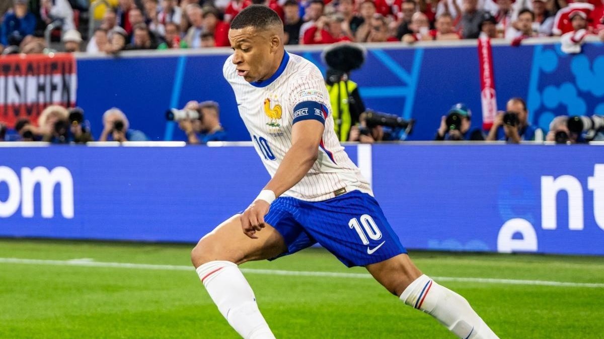 gqtirwexcaa7slv_crop1718669773956.jpg_554688468