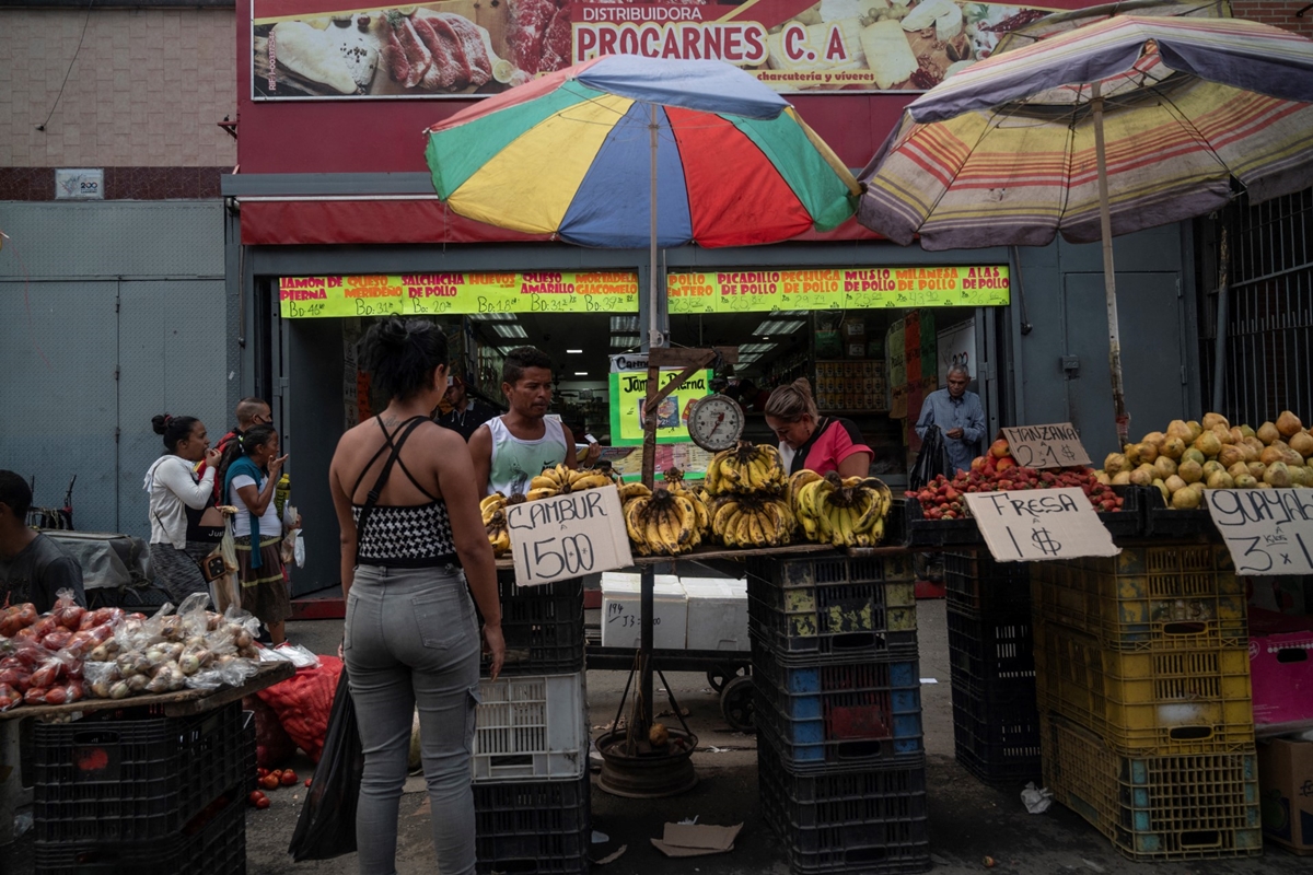 VENEZUELA-ECONOMY-MARKET-DAILYLIFE