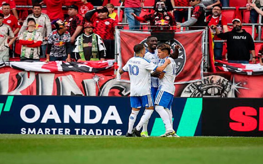 Wiki Carmona lidera la jornada 3 en MLS con doblete decisivo