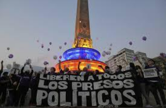 Ley de Amnistía excluye a militares presos y mantiene acoso en Venezuela