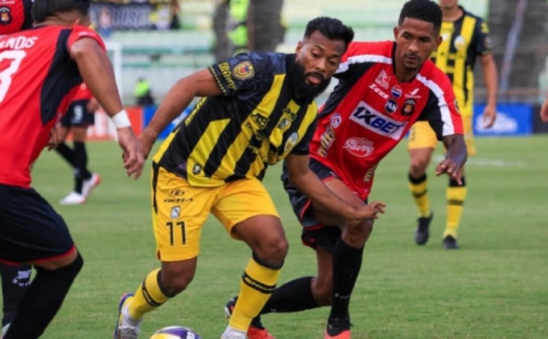 Deportivo Táchira vence 1-0 a Caracas en el primer Clásico 2026