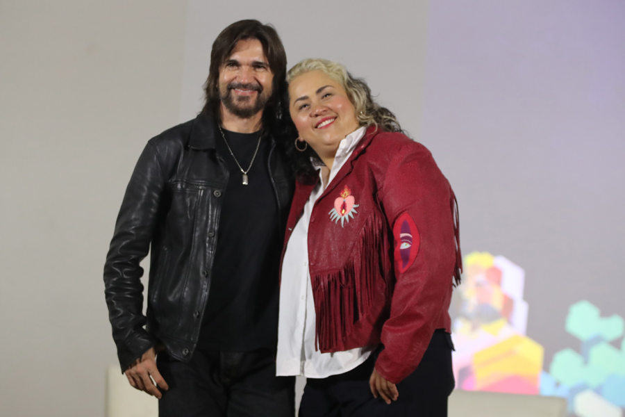 Juanes y Vivir Quintana defienden lo humano frente a la inteligencia artificial