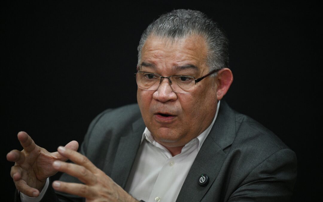 Enrique Márquez pide transparencia en elección de fiscal y defensor del pueblo