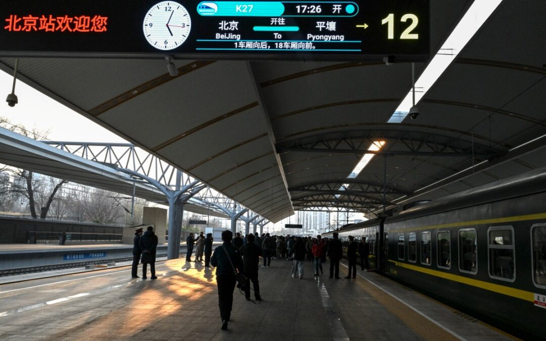 China y Corea del Norte reanudan servicio ferroviario tras seis años