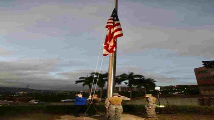 EEUU iza su bandera en Caracas tras siete años de ausencia
