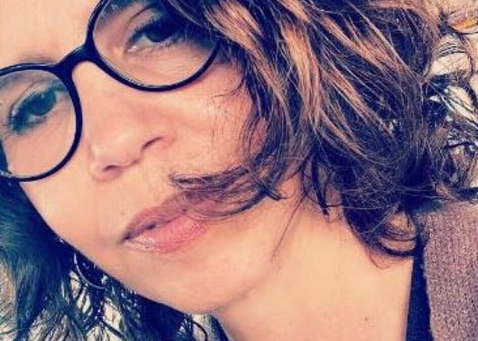 Explorando la memoria y el tiempo perdido en la obra de Liliana Lara