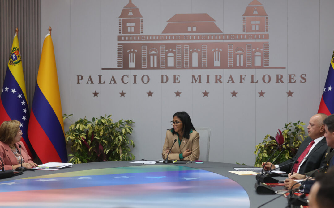 Venezuela inicia exportación de gas butano a Colombia para reactivar el comercio