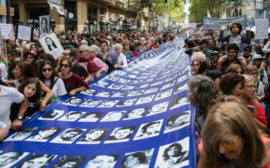 Argentina conmemora 50 años del golpe militar de 1976 y sus secuelas