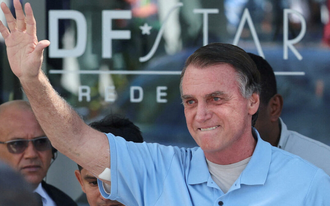 Bolsonaro sale de cuidados intensivos y avanza pedido de prisión domiciliaria