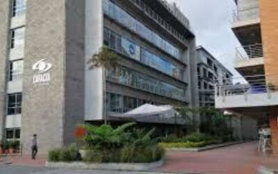 Caracol TV desvincula a dos presentadores tras denuncias de acoso en Colombia