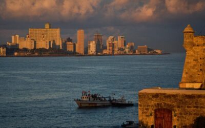 Raúl Castro participa en las negociaciones iniciales entre Cuba y EE.UU.