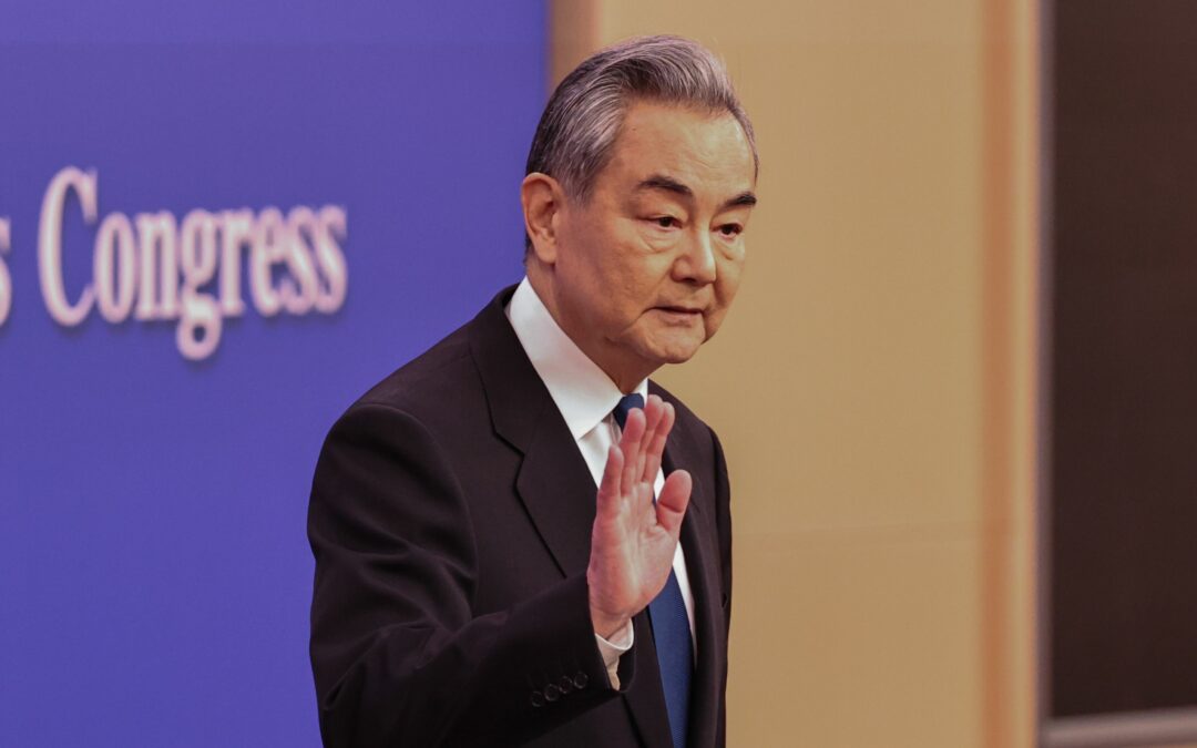 China exige alto inmediato en Irán para evitar expansión del conflicto