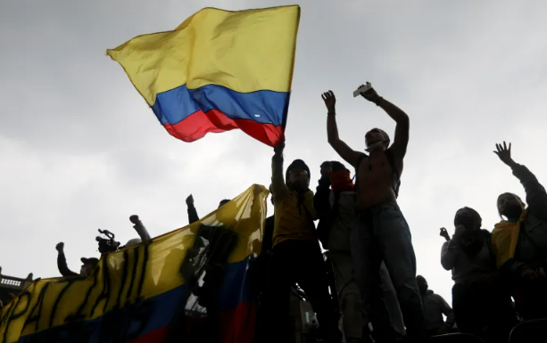 Desafíos económicos y políticos para el sucesor de Gustavo Petro en Colombia