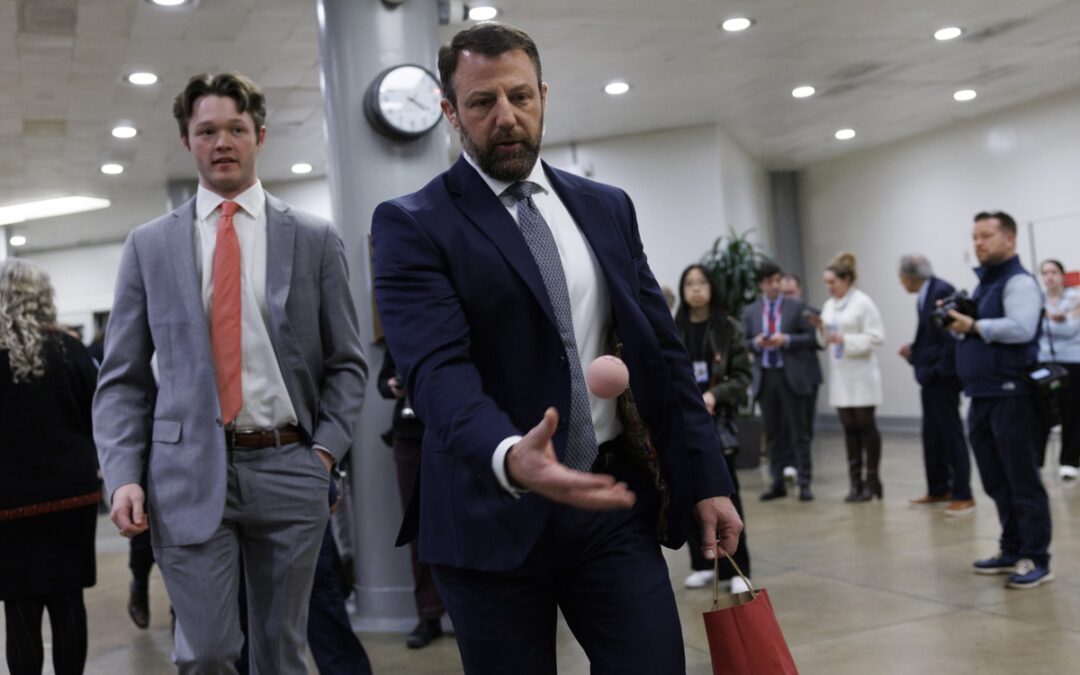 Trump nomina a Mullin: democracia, clave para normalizar con Venezuela