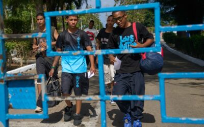 Cuba libera a más de 2.000 presos en gesto humanitario previo a Semana Santa
