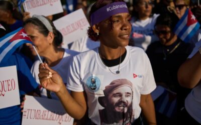 Mujeres cubanas protestan en La Habana contra bloqueo energético de EE.UU.